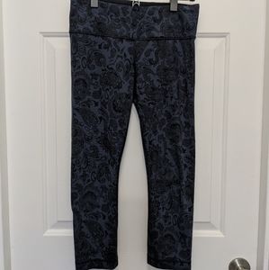 Lululemon cropped leggings